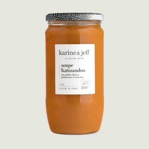 Kathmandu soep - zoete aardappel, rode kuri-pompoen en kurkuma