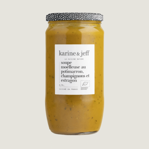Fluweelzachte soep van rode kuri-pompoen, champignons en dragon