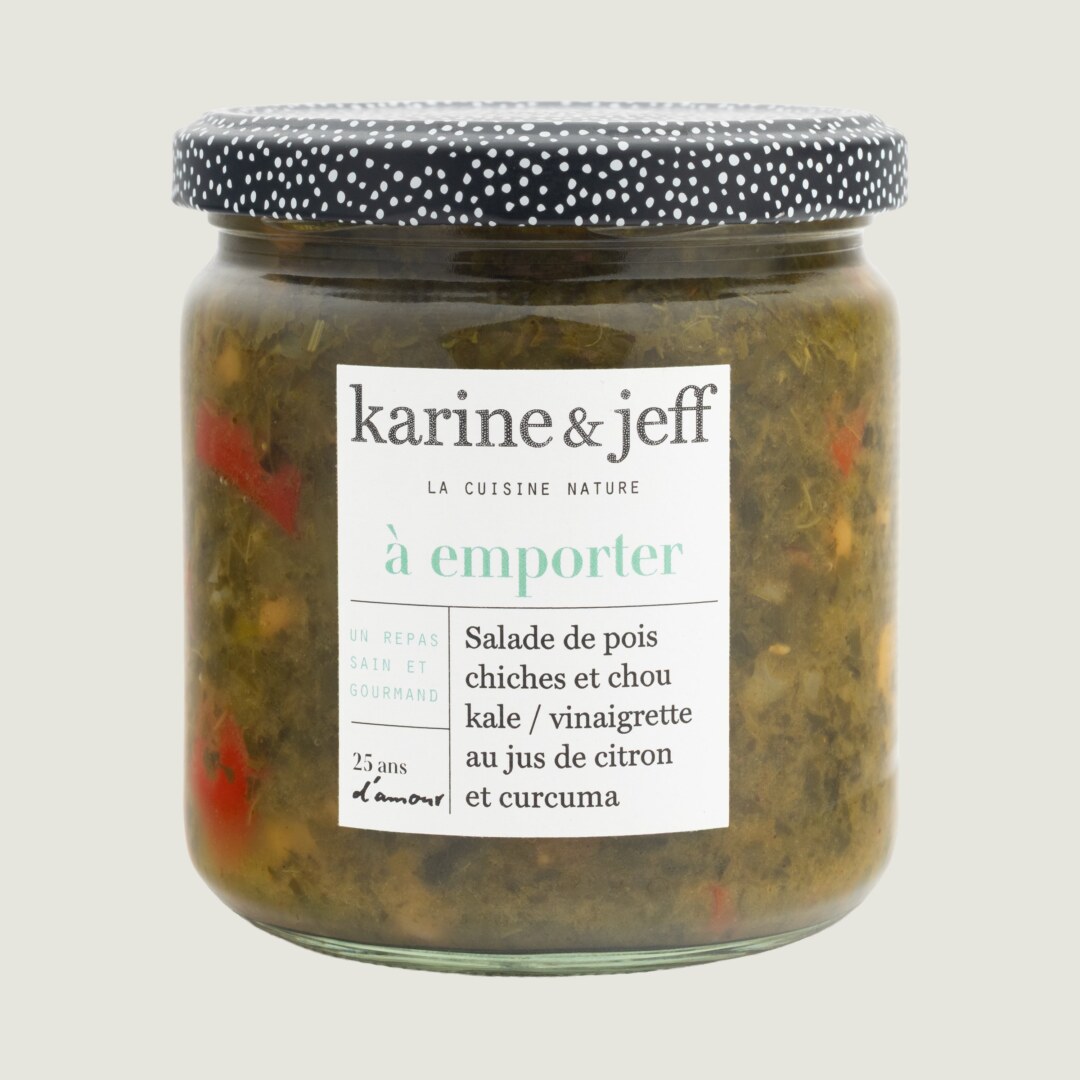 Salade van kikkererwten en boerenkool / vinaigrette van citroensap en kurkuma